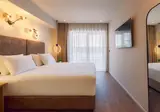 Enorme Epavli Boutique foto 8