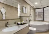 Ramada Hotel & Suites by Wyndham Ajman foto 11