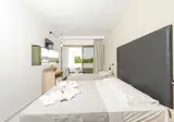 Evita Beach Hotel foto 6