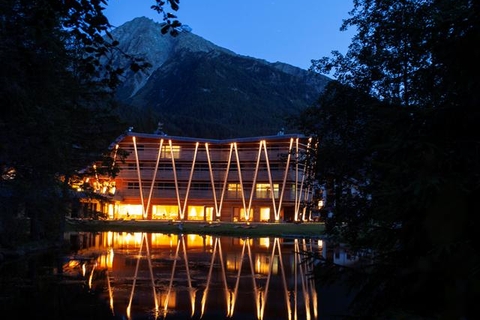 Au Charmant Petit Lac Spa & Park Hotel