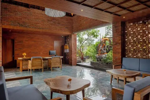 Emana Akatara in Tampaksiring — foto 10