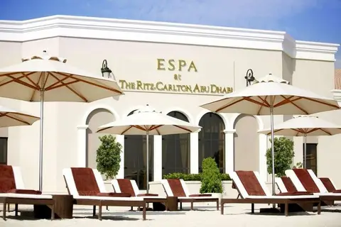 The Ritz-Carlton Abu Dhabi Grand Canal in الروضة — foto 6