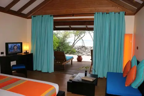 Canareef Resort Maldives in ހިތަދޫ — foto 11