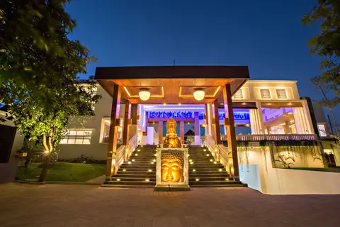Tonys Villas & Resort in Kuta — foto 2