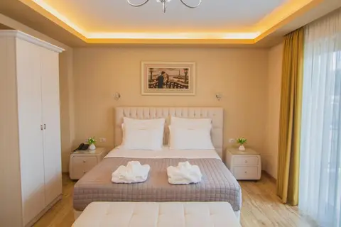 Christi's Hotel Borova in Korçë, foto 15