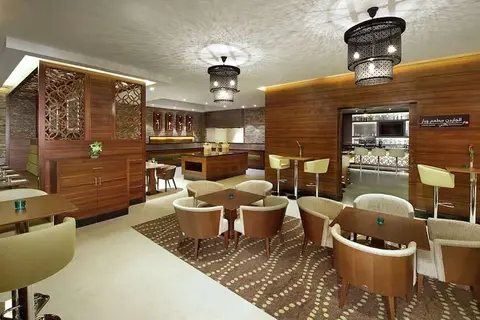 Hilton Garden Inn Dubai Al Muraqabat in دبي — foto 8