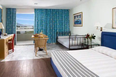Dionysos Hotel in Ιαλυσός — foto 10