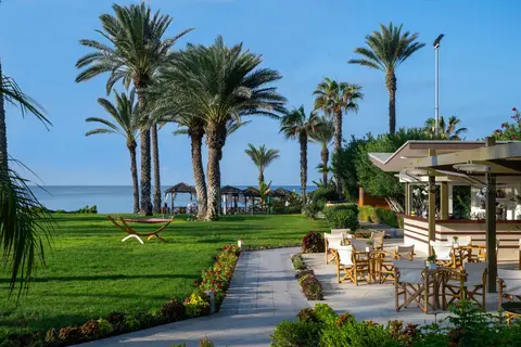 Constantinou Bros Asimina Suites Hotel in Geroskipou — foto 4