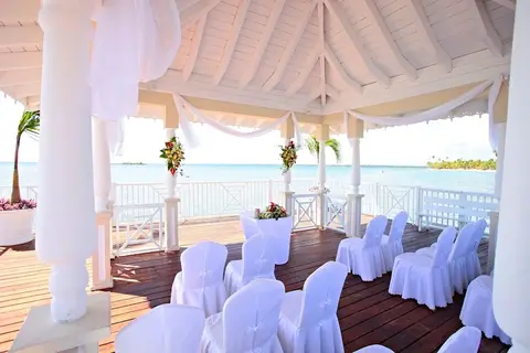 Bahia Principe Luxury Bouganville in La Romana — foto 16