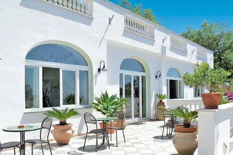 Hotel La Ginestra in Forio