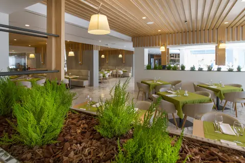 ESTIMAR Calpe Suitopia 3 & Three in La Línea de la Concepción — foto 24
