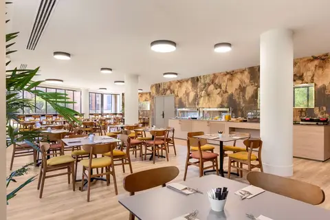 Hotel Acta Pirámides in Madrid — foto 6