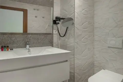Sh Suite Palace in Valencia — foto 28
