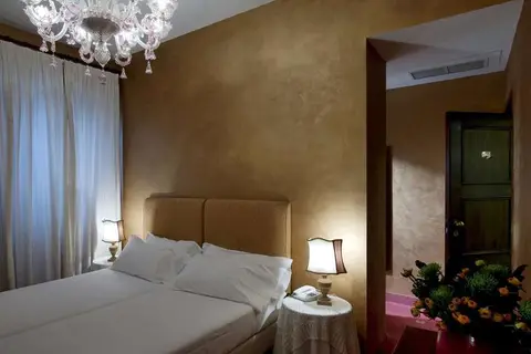 Columbia in Rome, foto 17