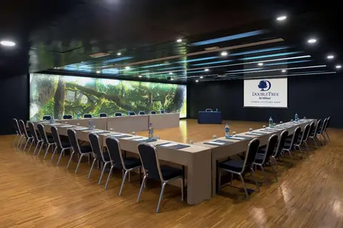 Doubletree by Hilton Lisbon - Fontana Park in Almada — foto 26