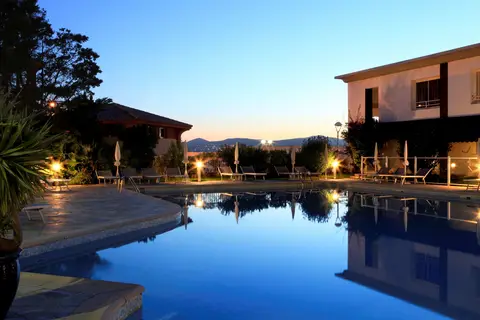 Best Western Plus Hôtel La Marina in Saint-Raphaël — foto 18