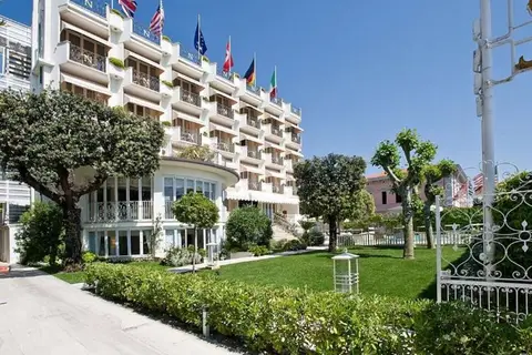 Hotel Il Negresco in Forte dei Marmi — foto 10