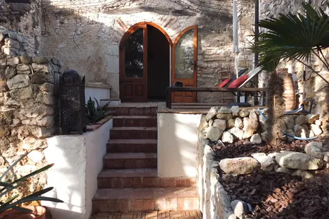Peralta Villas Boutique in Renau — foto 3