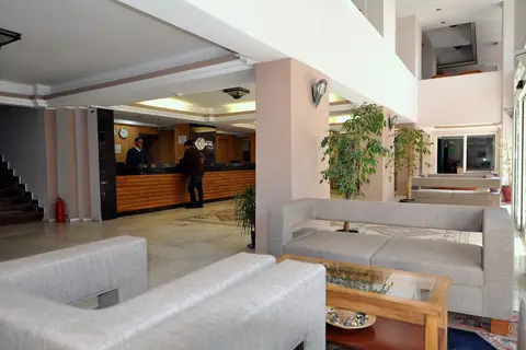 Surtel in Kusadasi — foto 28