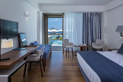 Horizon Blu in Kalamata — foto 21