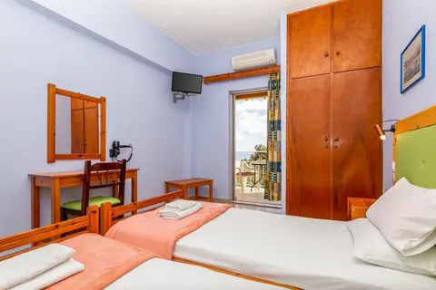 Alexandros Studios And Apartments in Μπενίτσες — foto 17