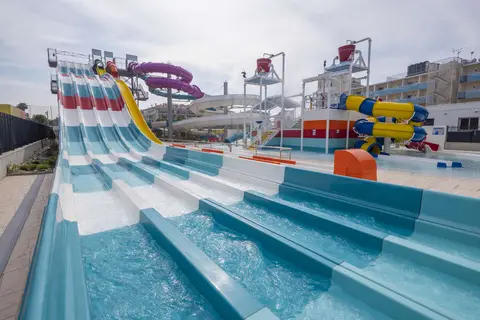 Golden Taurus Aquapark Resort in Pineda de Mar, foto 28