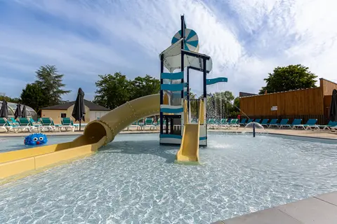 Camping Le Domaine De La Brèche in Varennes-sur-Loire — foto 12