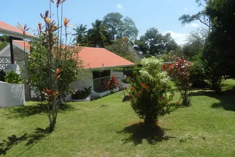 Daniella's Bungalows in Bel Ombre