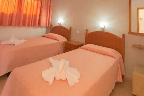 Apartamentos Los Tilos in San Bartolomé de Tirajana — foto 22