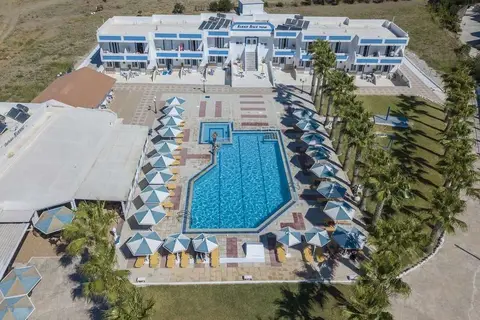 Mammis Beach Hotel in Kardamena — foto 11