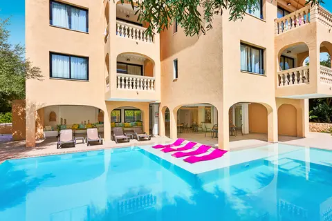 Sinfony Apartamentos in Canyamel — foto 16
