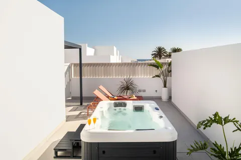 Nazaret Beach in Arrecife — foto 17