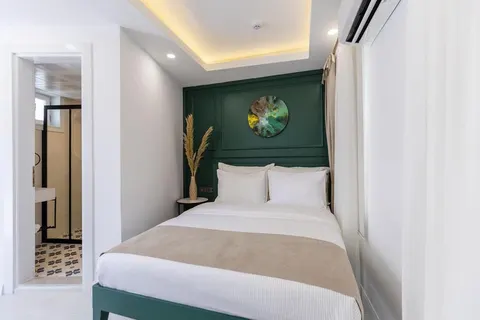 Kiana Kaleici foto 5