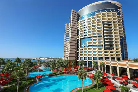 Khalidiya Palace Beach in Al Bateen — foto 28
