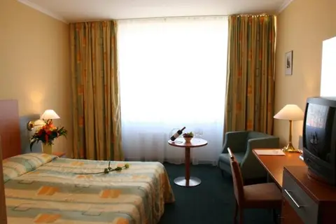 Hotel Mama Shelter Prag in Praag — foto 15