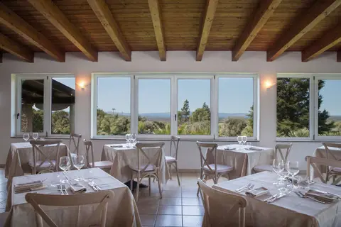 Lu' Hotel Porto Pino in Sant'anna Arresi — foto 8