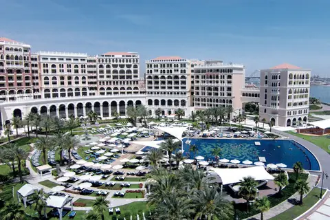 The Ritz-Carlton Abu Dhabi Grand Canal in Abu Dhabi — foto 5