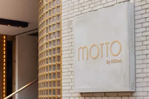 Motto by Hilton Rotterdam Blaak foto 6