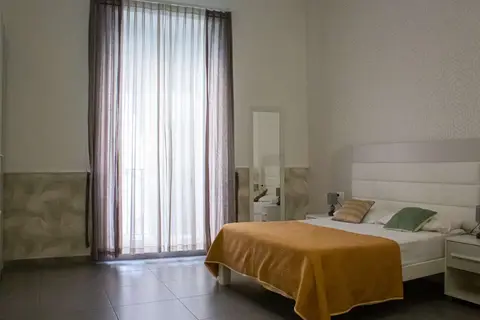 Palazzo San Michele in Napels, foto 3