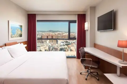 Four Points by Sheraton Barcelona Diagonal in Barcelona — foto 17