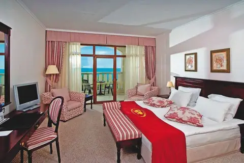 Melia Grand Hermitage in Дентална клиника „Медика 3 Дент“ — foto 4