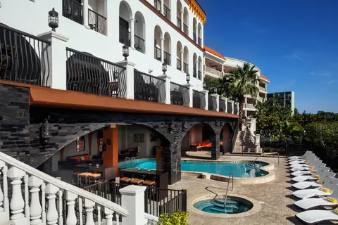Hotel Zamora in Saint Pete Beach