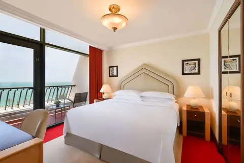 Sheraton Grand Doha Resort & Convention Hotel in Doha — foto 22
