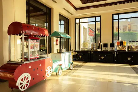 Stella Makadi Beach Resort & Spa in Andalus Restaurant, foto 32