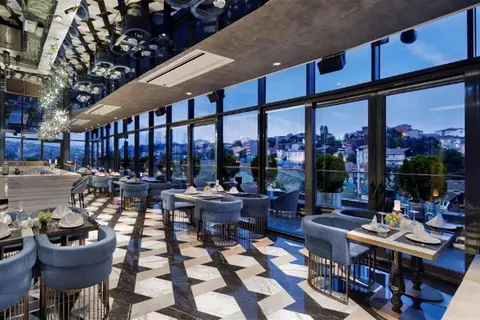 DoubleTree by Hilton Hotel Istanbul - Piyalepasa in Fatih — foto 2