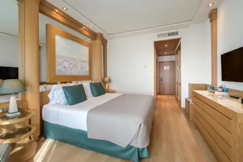 Hotel Las Arenas Balneario Resort in Valencia — foto 13