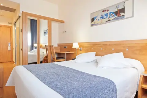 Hotel Acta Antibes in Barcelona — foto 30