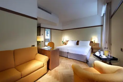 Hotel Exe Majestic in Napels — foto 16