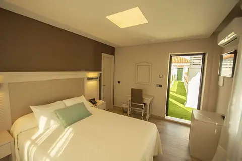 Diufain Hotel in Conil de la Frontera — foto 3