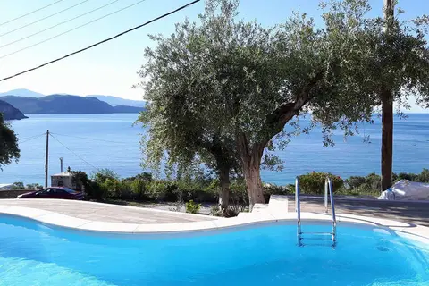 Fly & Go Enjoy Lichnos Bay Village in Αγία Κυριακή — foto 8